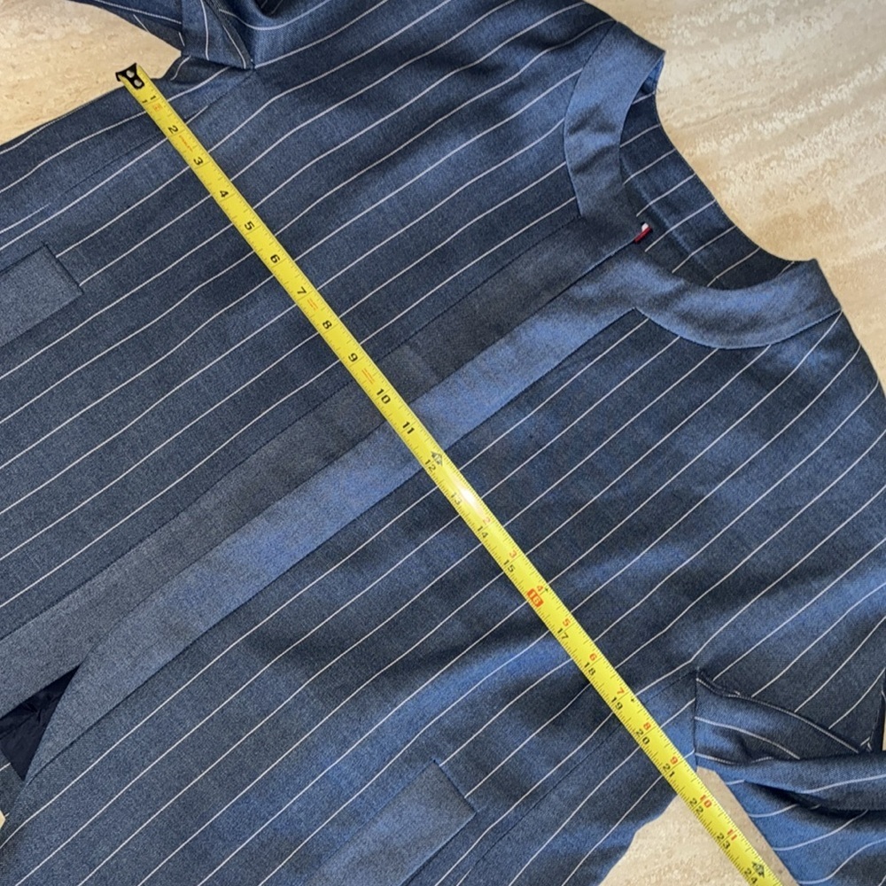 TOMMY HILFIGER boxy denim jacket with pinstripes, light-weight. 10 EUC - Picture 13 of 15